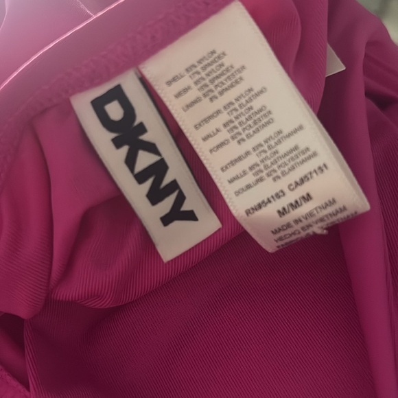 DKNY NWT $79 Tie-Back Halter-Style One-Piece Swimsuit M‎ - Picture 7 of 7